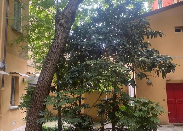 Casa Ortelia: In A Historic Building Apartment *